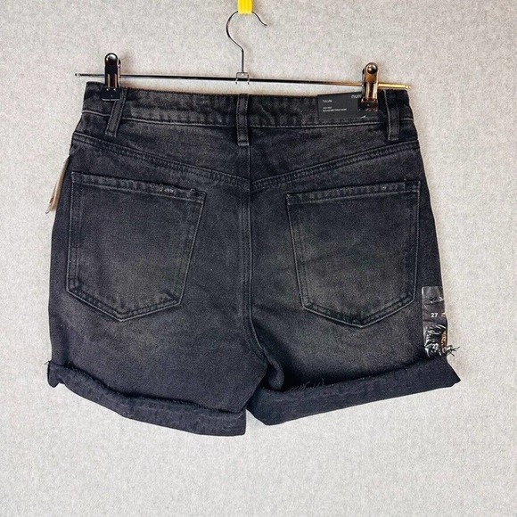 New Numero Womans Sz 27 High Rise Denim Shorts Black Distressed NWT - Picture 7 of 7
